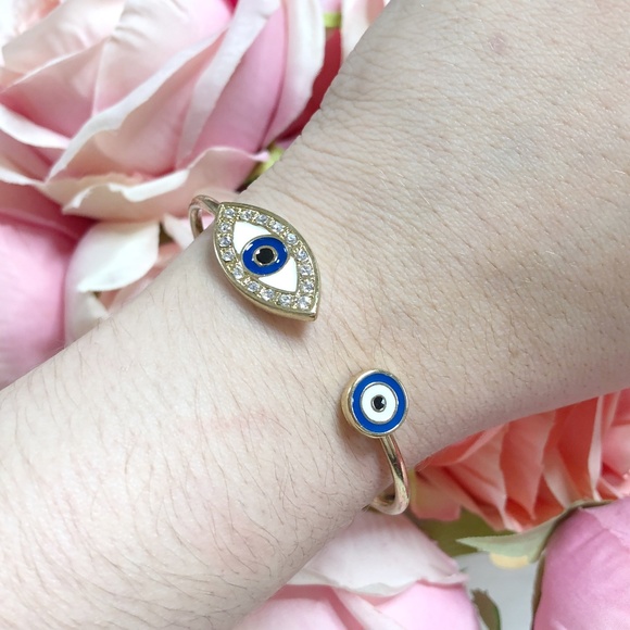 Jewelry - 🧿 Gold Crystal Evil Eye Bangle Cuff Bracelet